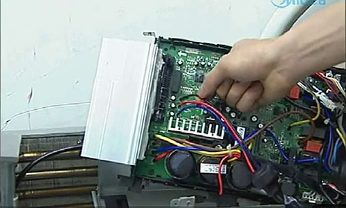 拉萨市美的空调电话是多少